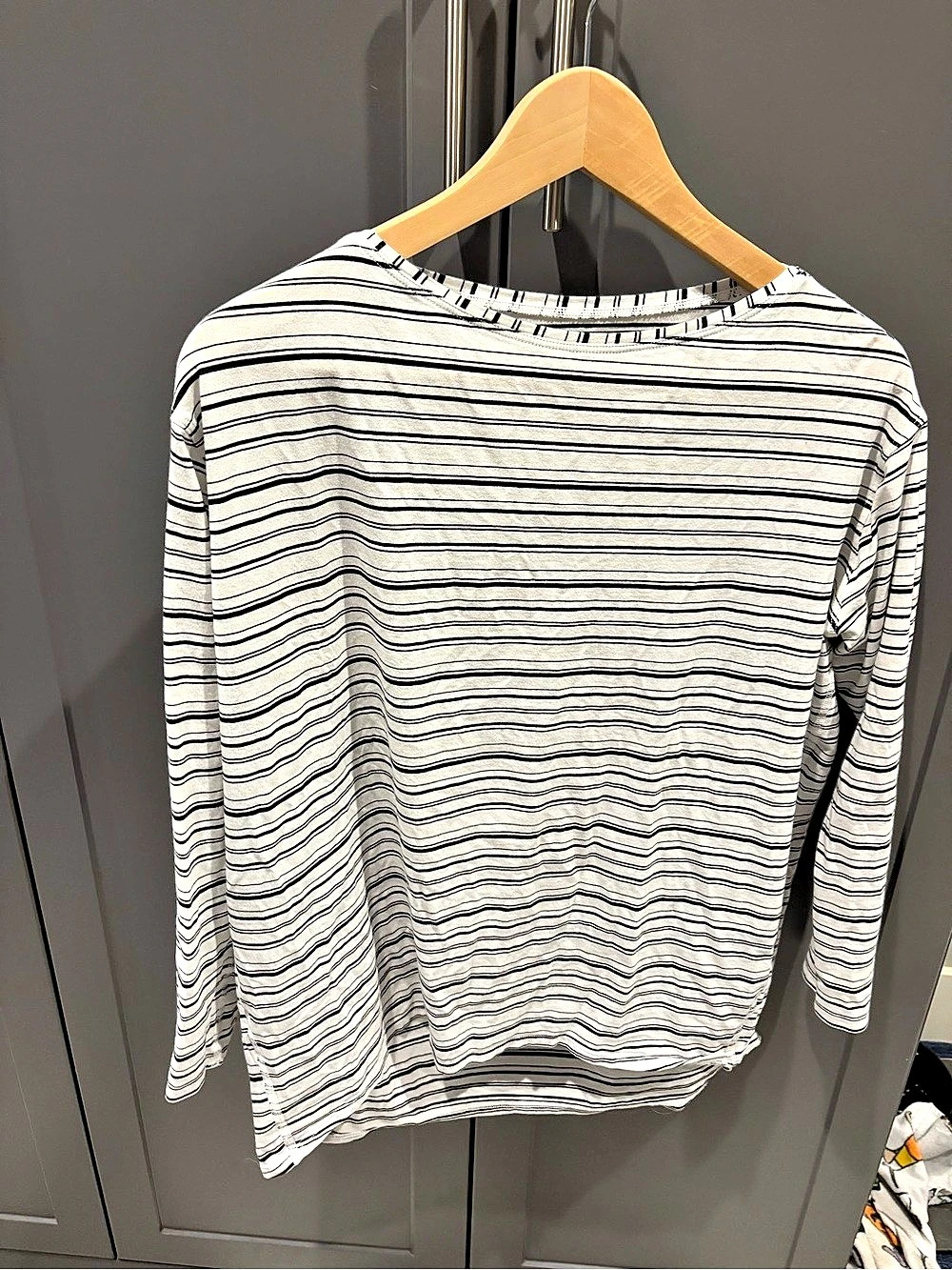 Lululemon Back in Action Long Sleeve Shirt White & Black